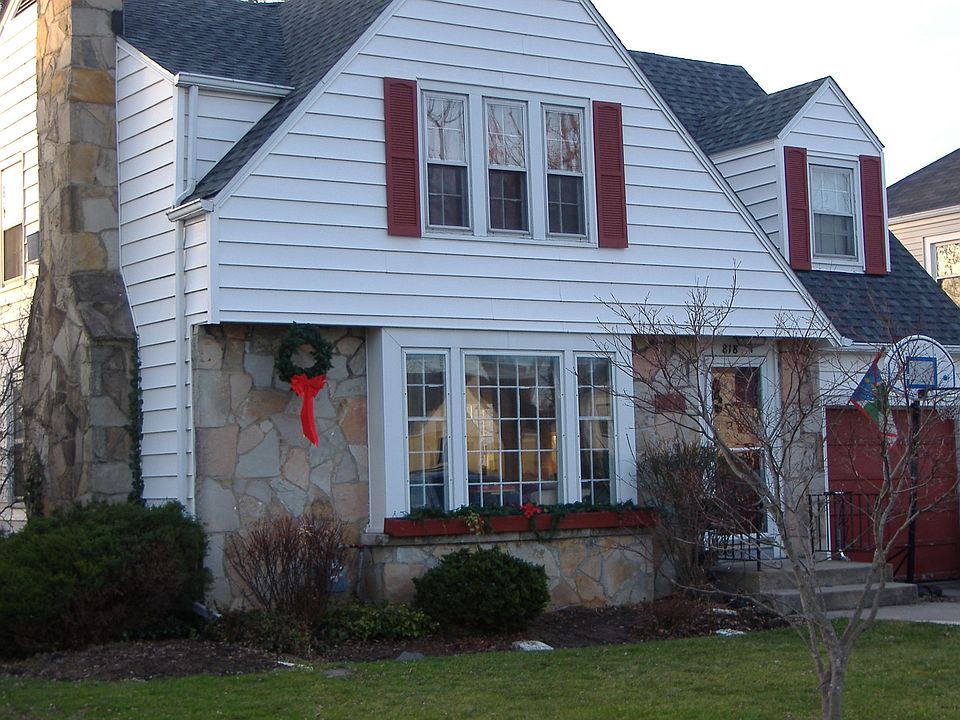 1st image of 818 Starin Ave