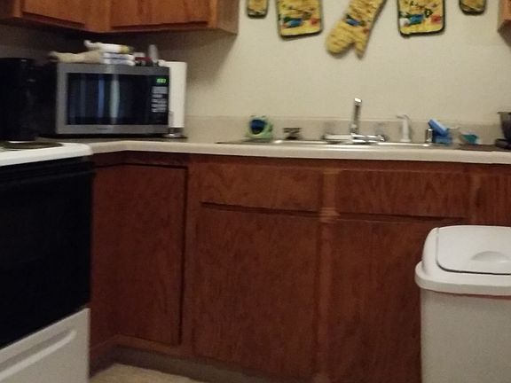3rd image of 2310 Cottage Ct APT A