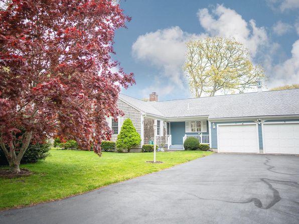 12 Longview Drive, Yarmouth Port, MA 02675