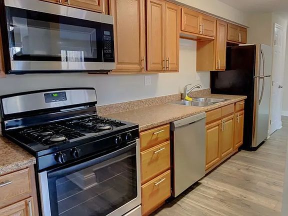 5th image of 107 Kenwood Dr