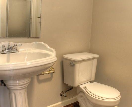 4th image of 315 N Morse Ave
