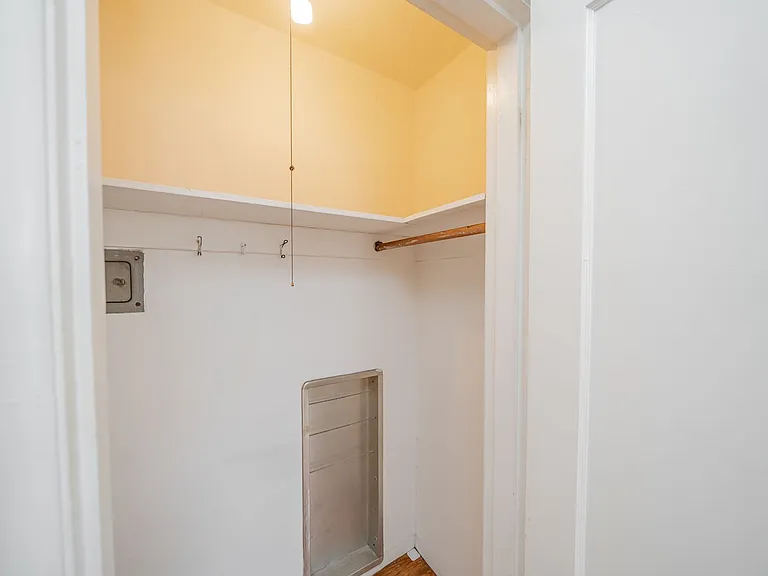 1811 6th Avenue — Photo 9