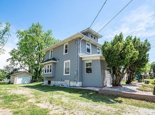 829 May St, Lansing, MI 48906