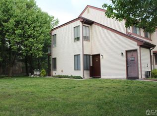 303 Samuel Ct, Dayton, NJ 08810