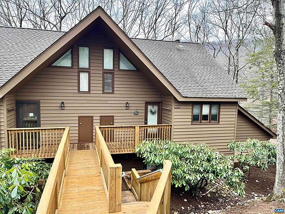 2nd image of 748 Laurelwood