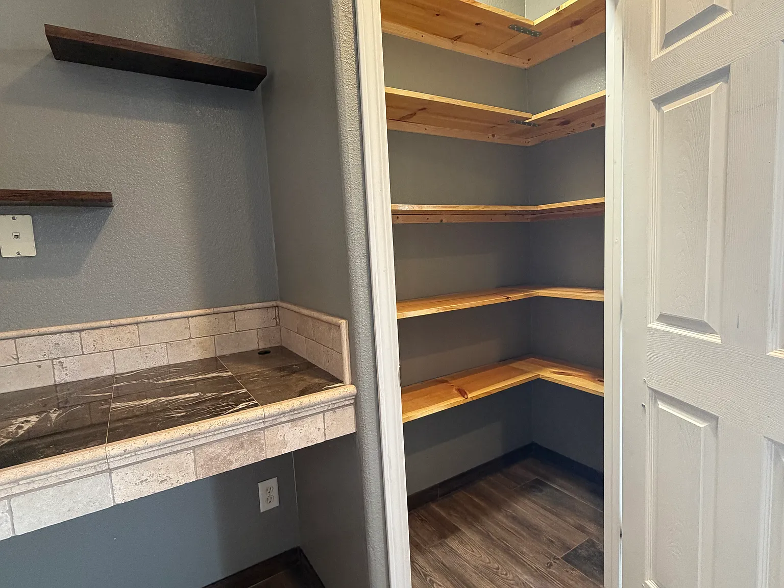 3 bed, 1683 sqft, $2,500 — Photo 4
