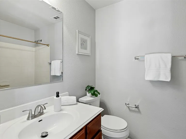 5929 Abby Ann Ln — Photo 19