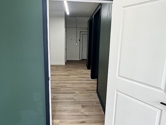 4th image of 3035 N Main St #1