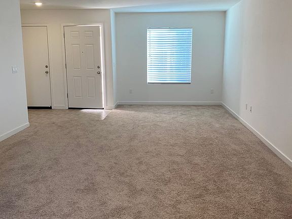 5th image of 761 Brent Ct