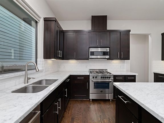 5th image of 1917 W 15th St #A