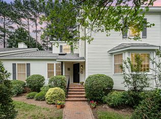 384 Lyndfield Close, Pittsboro, NC 27312