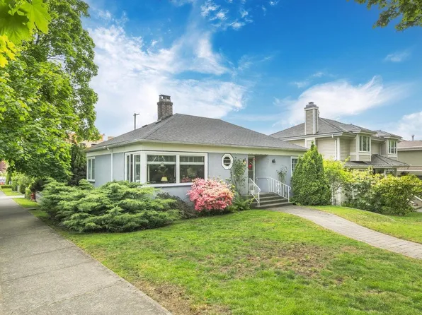 2506 W 15th Ave, Vancouver, BC V6K 2Z4