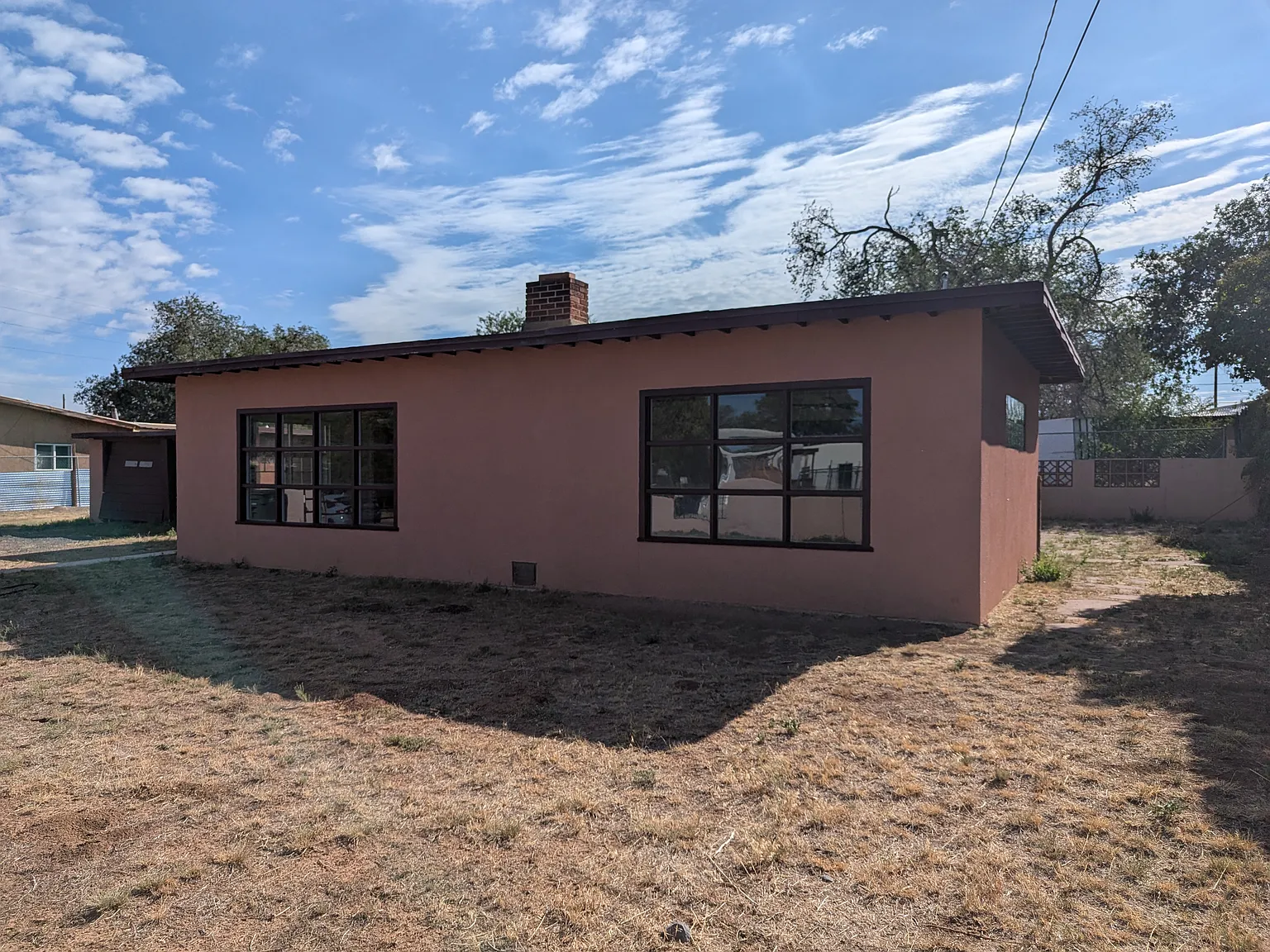 3 bed, 6175 sqft, $2,700 — Photo 3