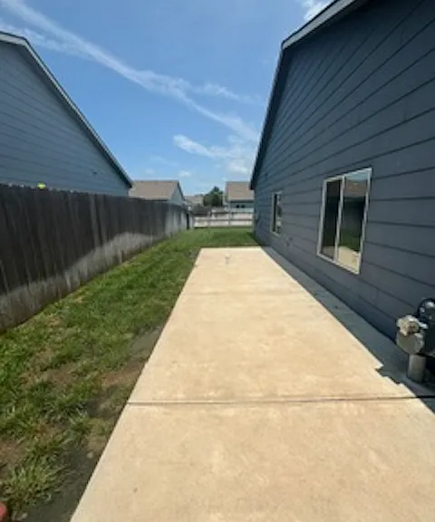 1618 E Olive Ct — Photo 18