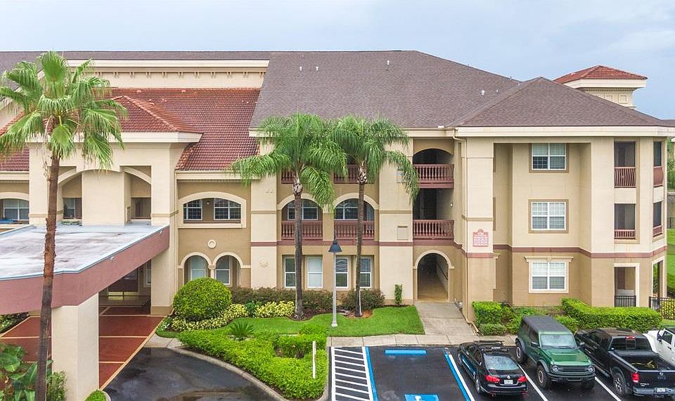 1st image of 1710 Villa Capri Cir APT 202