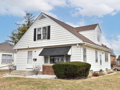 3520 N 77th STREET, Milwaukee, WI, 53222