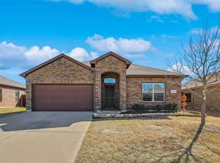 5110 Crystal Lake Ave, Krum, TX 76249