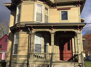 25 Henry St #25H-1, Bellows Falls, VT 05101