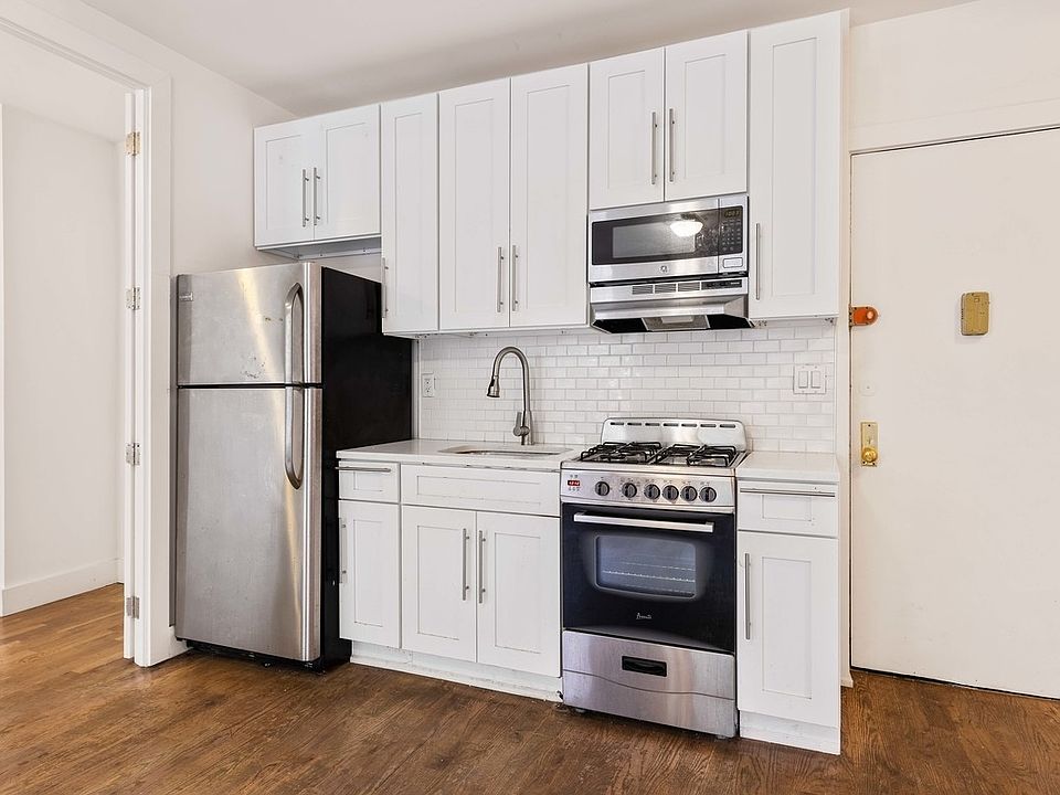 1st image of 2016 Regent Pl APT 1J