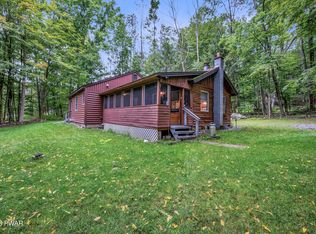 30 Beaver Pond Rd, Lake Ariel, PA 18436
