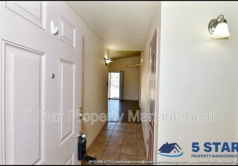11613 Ochre Bluff Ln — Photo 6