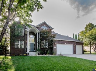 6831 Shadow Ridge Rd, Lincoln, NE 68512