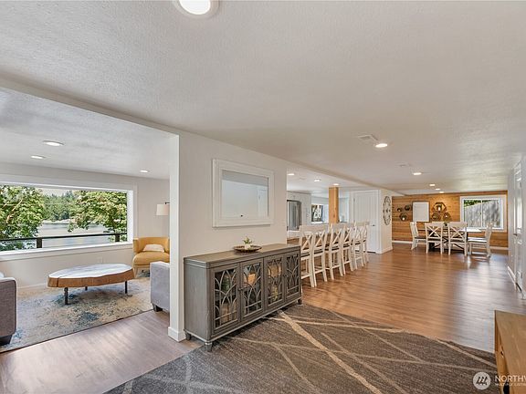 4th image of 2027 SE Walker Park Road