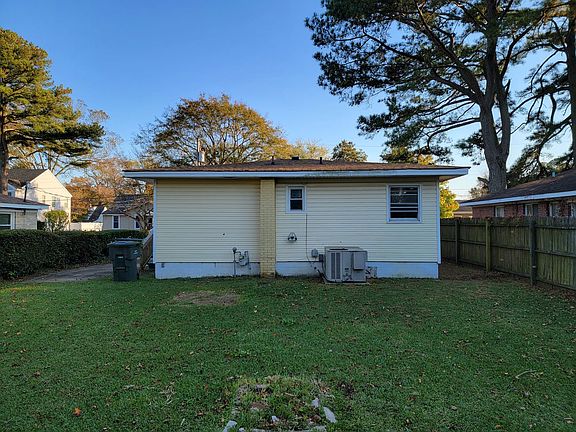 2nd image of 9261 Marlow Ave