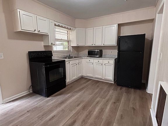 2nd image of 1710 Niblick Ave NW