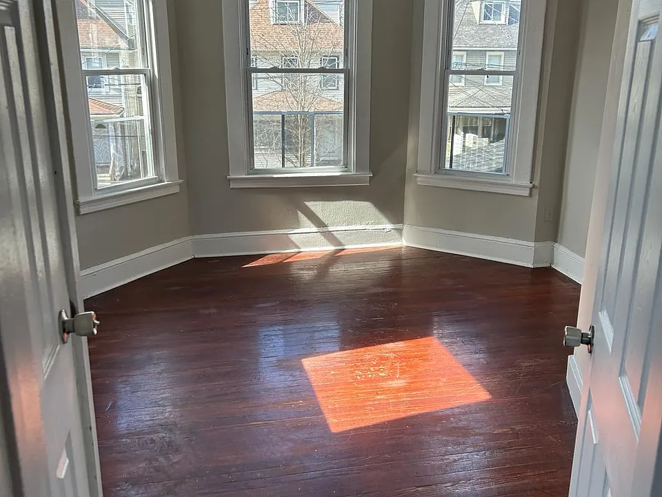 103 Sheffield Ave #2A