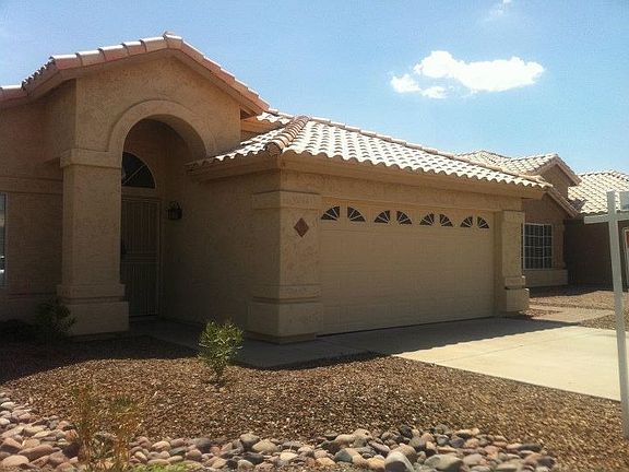 3rd image of 4501 E Mountain Sage Dr