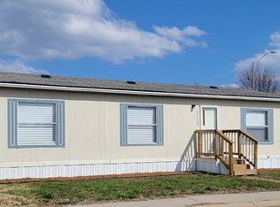 21106 E 4th St S, Independence, MO 64056