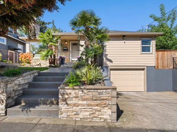 53 SE 74th Ave, Portland, OR 97215