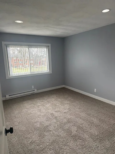 2455 N Aurelius Rd — Photo 4