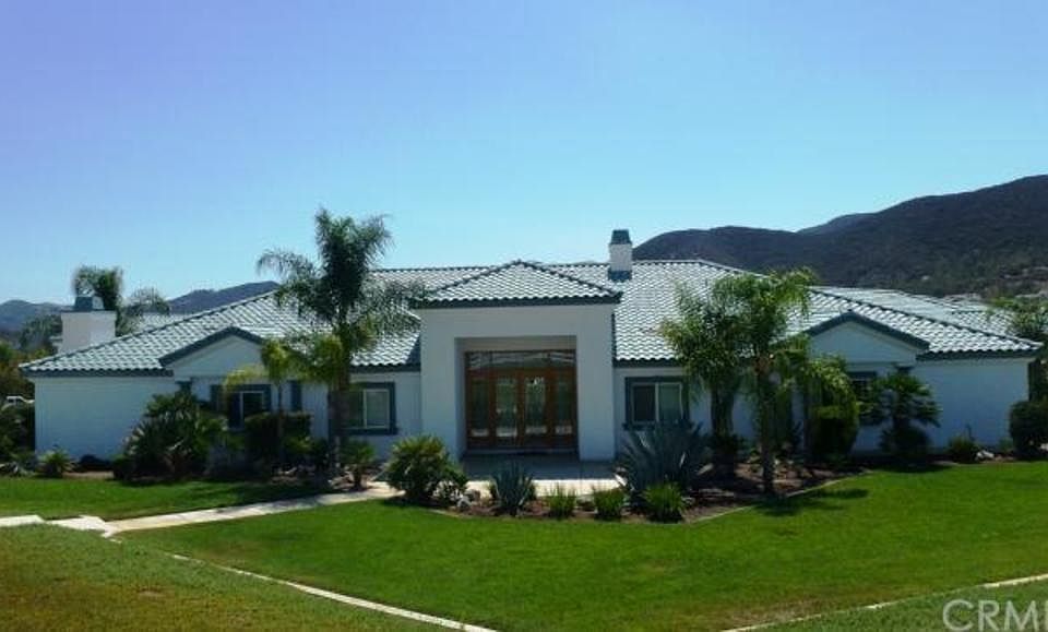 1st image of 25015 Riverview Ln