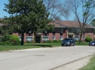 4910 Biscayne Ave APT 15, Racine, WI 53406