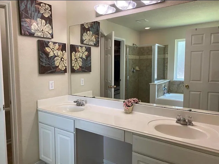 19130 Clevera Walk Ln — Photo 16
