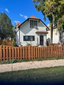 2218 Kristan Ave, North Chicago, IL, 60064