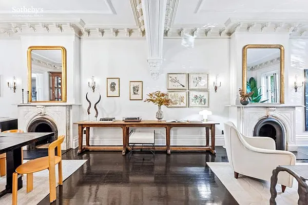 Sold by Sotheby's International Realty | media 4