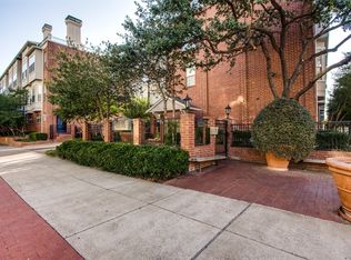 2902 State St APT 20, Dallas, TX 75204