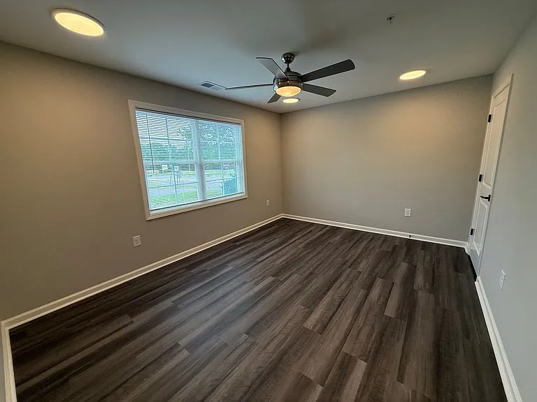 7085 Hanesbrook Cir — Photo 18