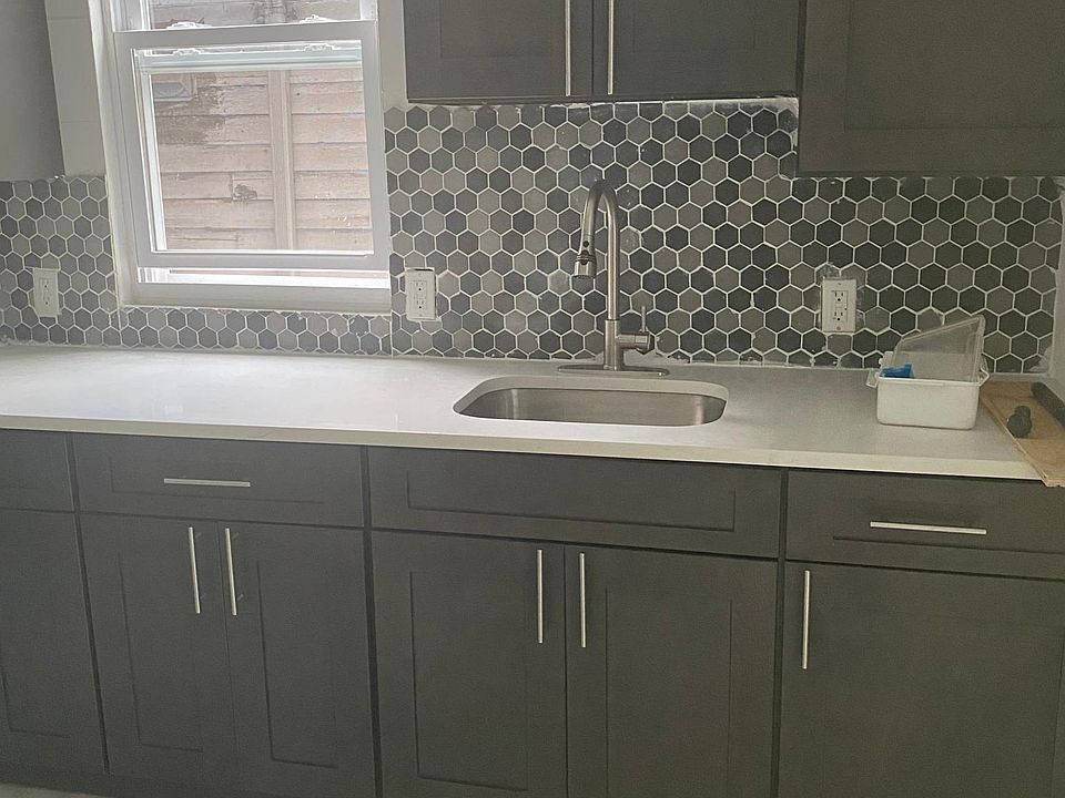 1st image of 120 N 18th St #1