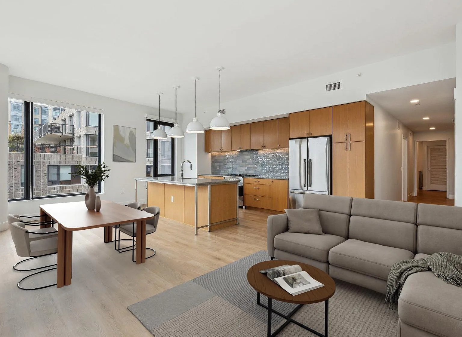 Studio, 469 sqft, $2,086 — Photo 3
