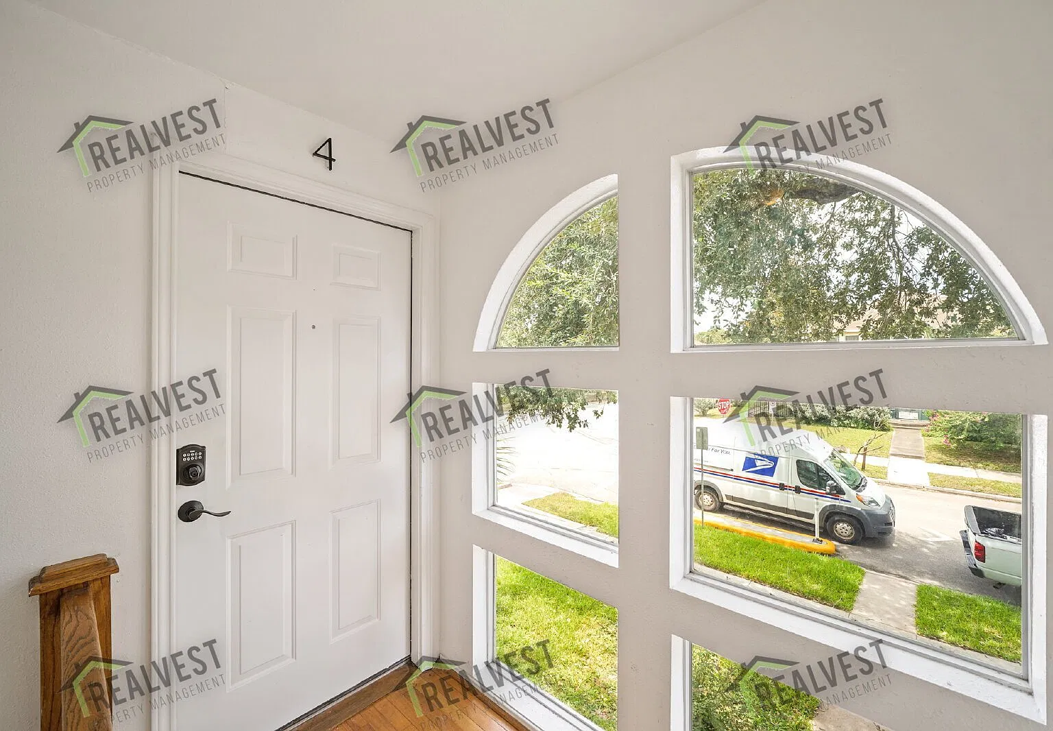 1 bed, 1.0 bath, 600 sqft, $1,200 — Photo 2
