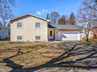 12060 Ilex St NW, Coon Rapids, MN 55448