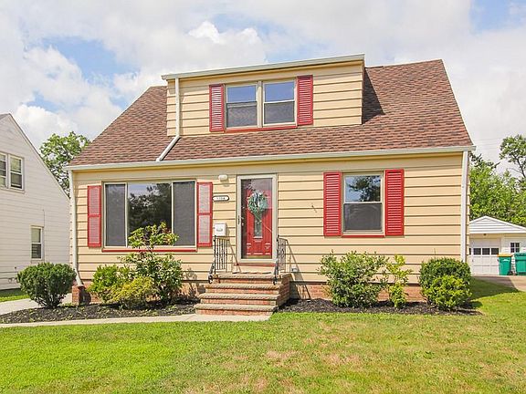 3rd image of 5504 Elmwood Ave