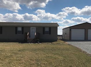 9587 E 2200th Ave, West York, IL 62478