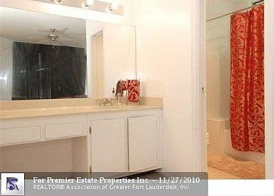 5th image of 8091 Royal Palm Cir #65