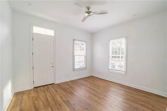 2119 Chippewa St — Photo 19