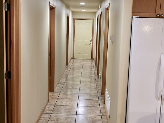 3rd image of 1055 Isaacs Ave #D